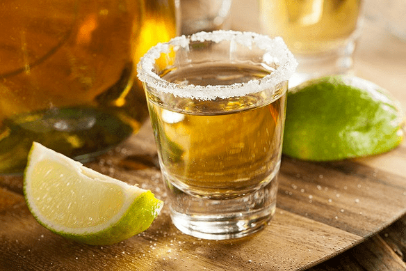 Ne alkolik içecek içecek